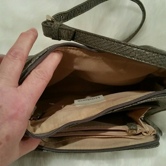 Liz Claiborne faux snake skin shoulder bag great - Picture 8 of 8